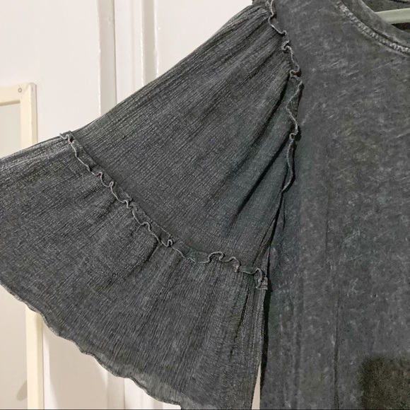 Anthropologie Eri + Ali Charcoal Black Ruffle Sleeve 3/4 Sleeve Shirt Size S - Picture 3 of 6